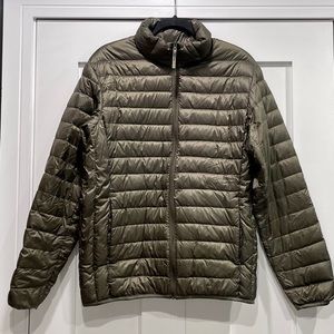 Uniqlo light weight down jacket